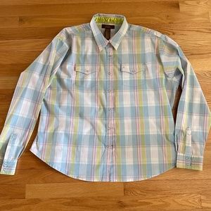 Western Shirt Aura from the Women at Wrangler Plaid Womens Size 2XL
